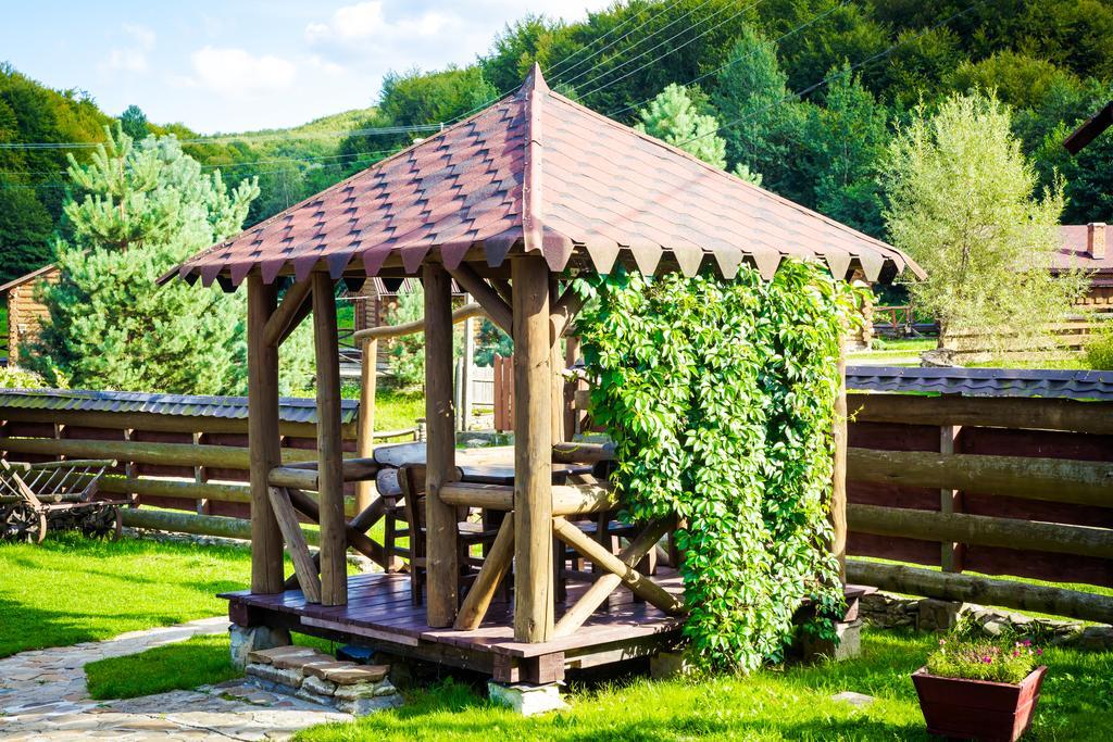 Tsisarske Urochyshe Holiday park Rozgirche