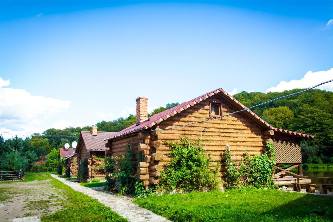 Holiday park Tsisarske Urochyshe Rozgirche